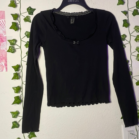 Forever 21 Tops - Forever 21 Black Long Sleeve Top w/ Lace Neckline